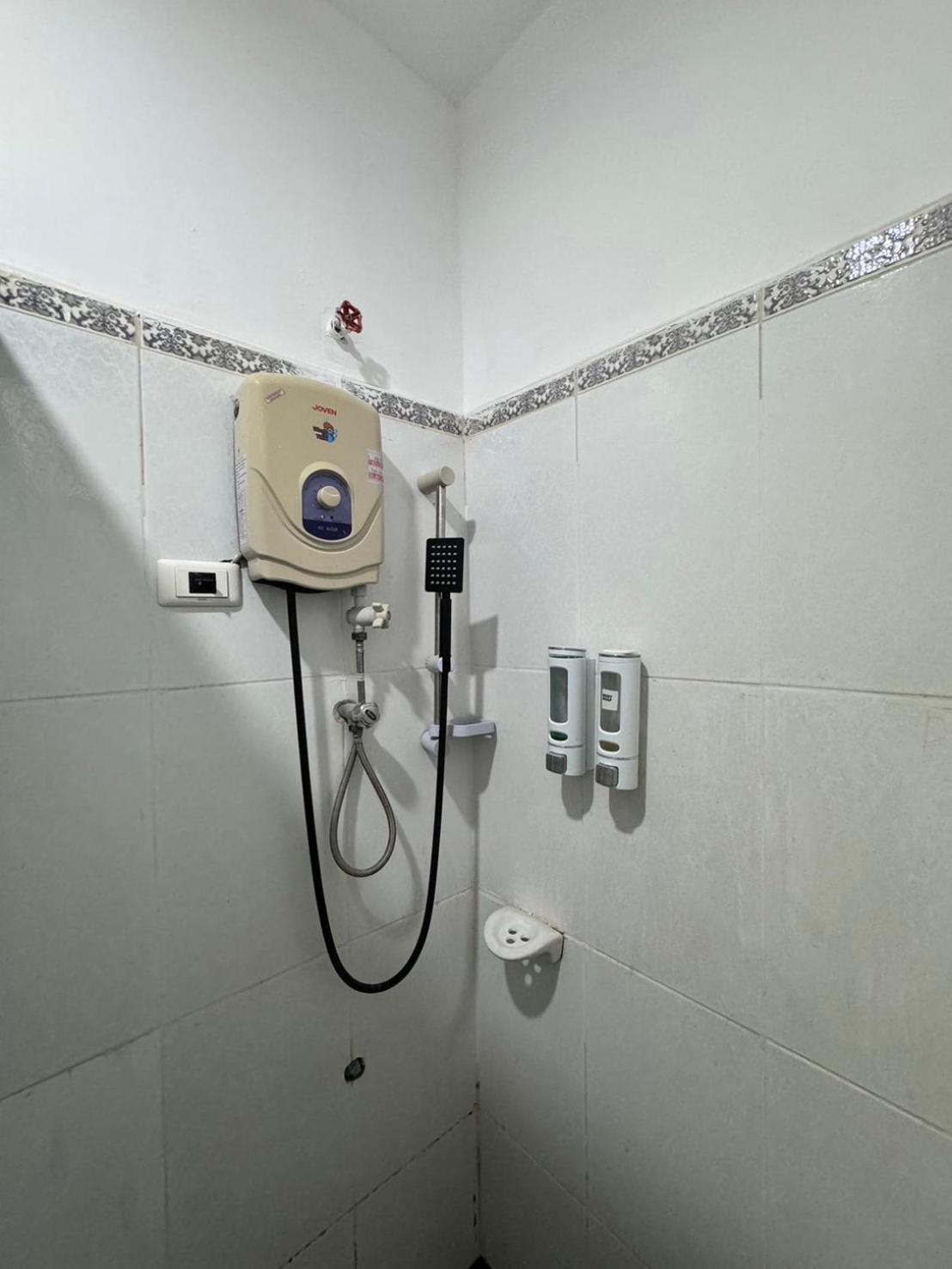 梦之南win酒店 Win Hotel Cafe & Spa ビエンチャン エクステリア 写真
